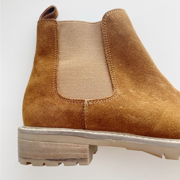 STEVE MADDEN Leopold Brown Suede Classic Chelsea Ankle Boots NEW - Picture 3 of 9